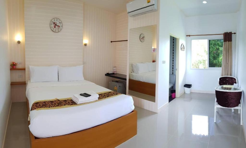 The Aam Resort Bang Sare Exterior foto
